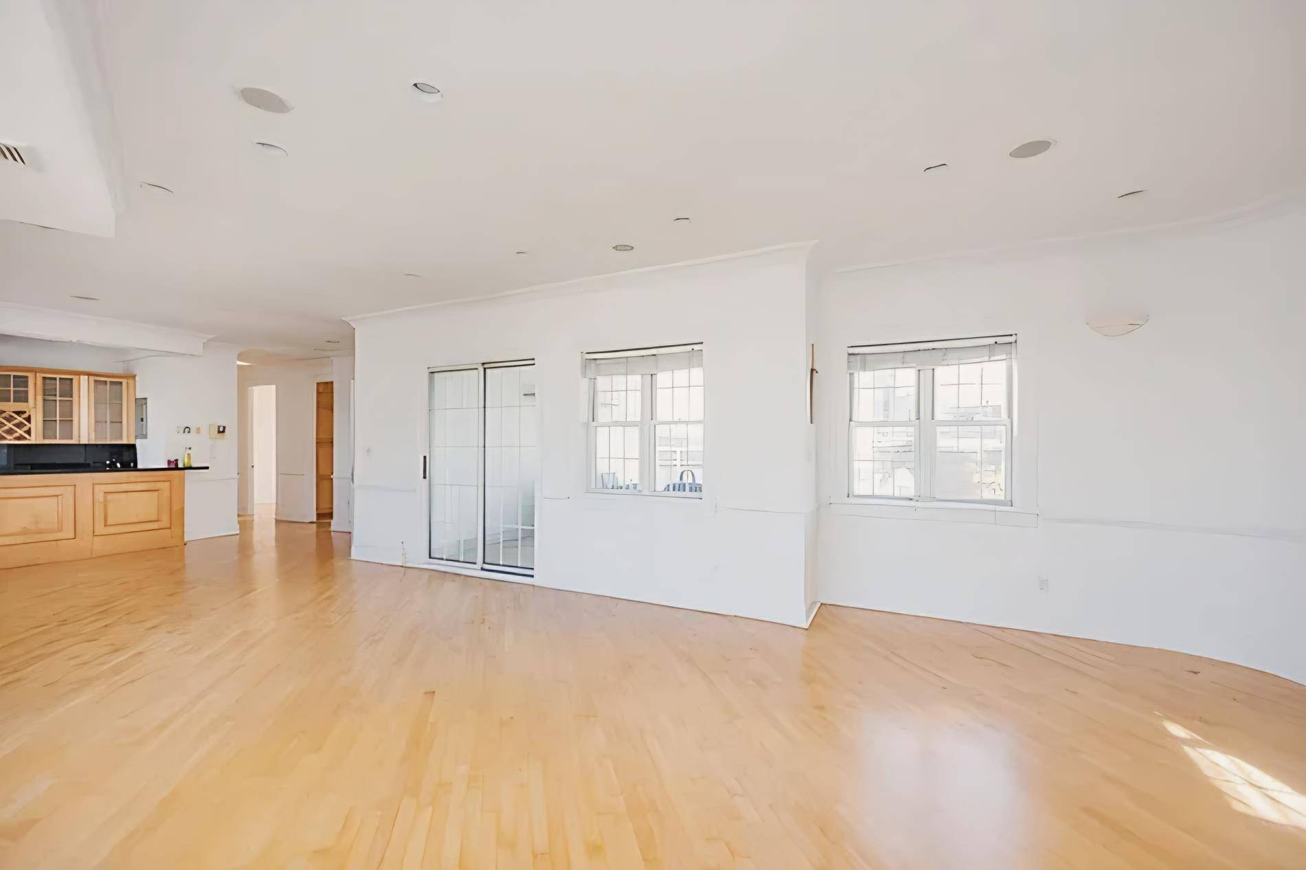 31-12 45th Street #2, Queens, NY 11103
