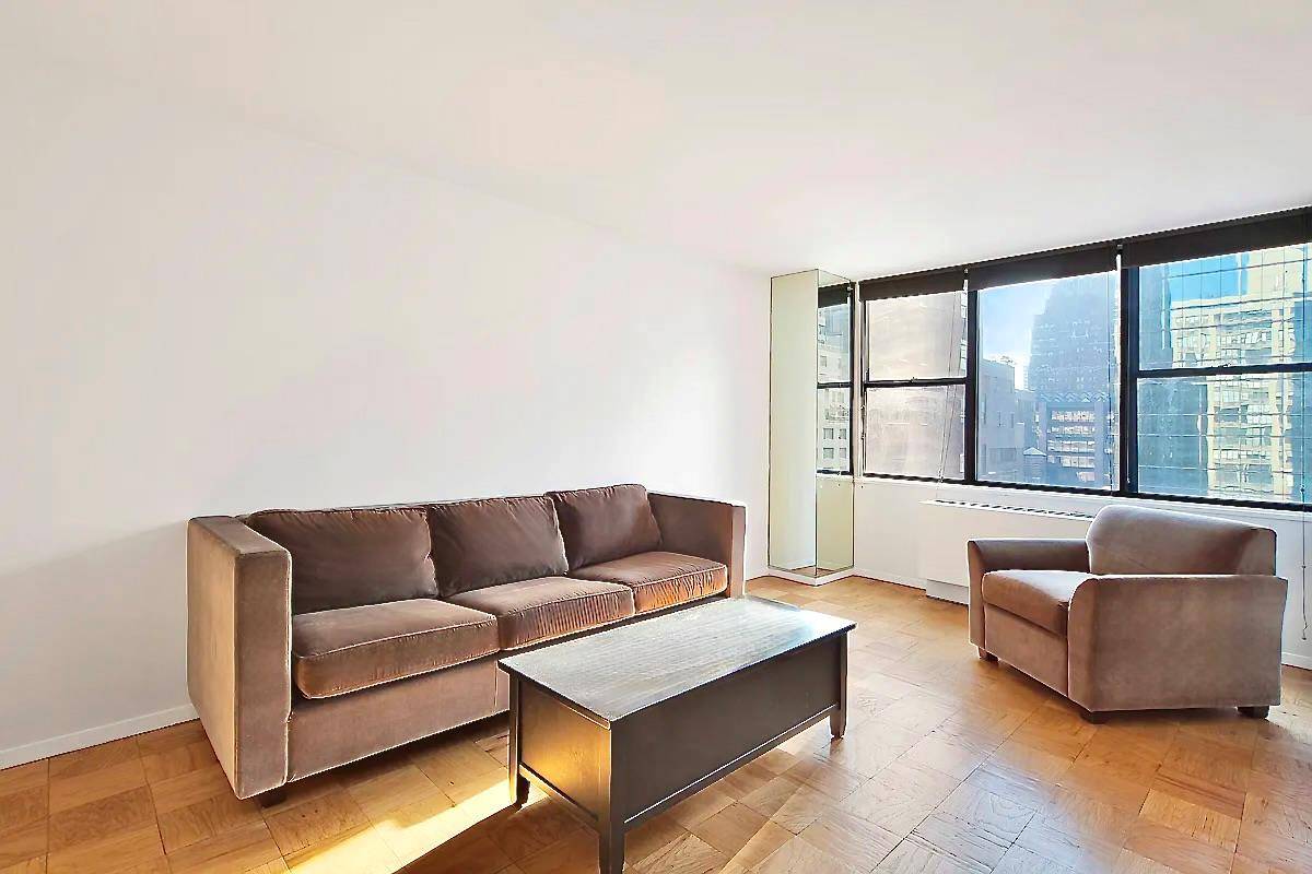 301 E 45TH Street #15D, Manhattan, NY 10017