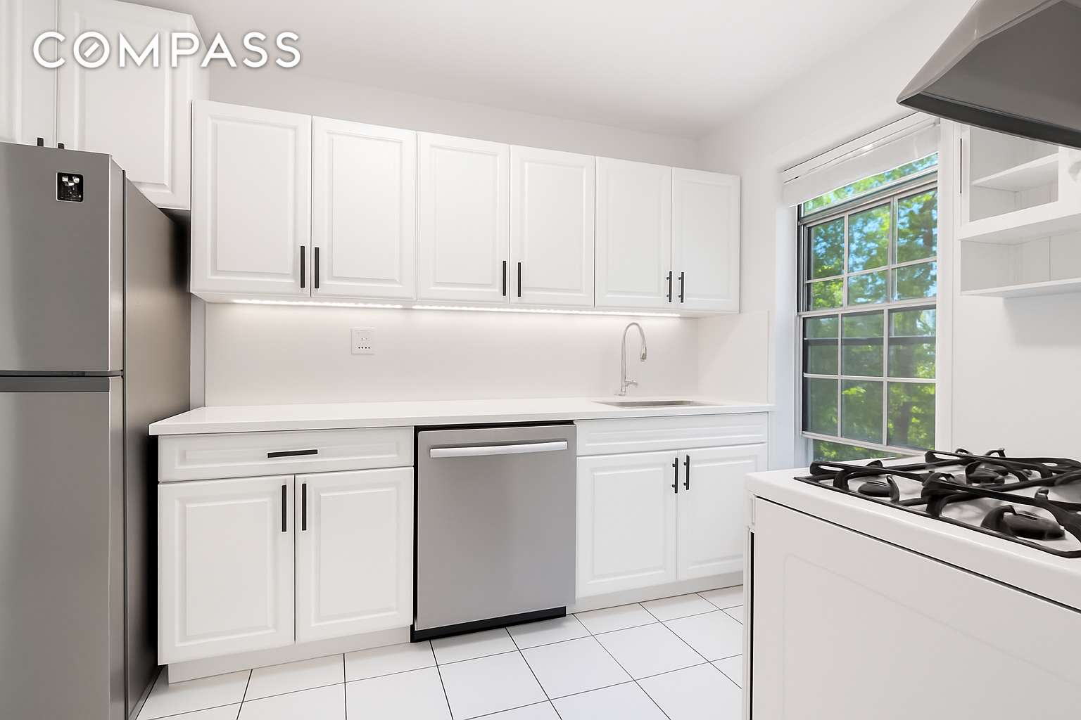 30-31 Hobart Street #3L, Queens, NY 11377