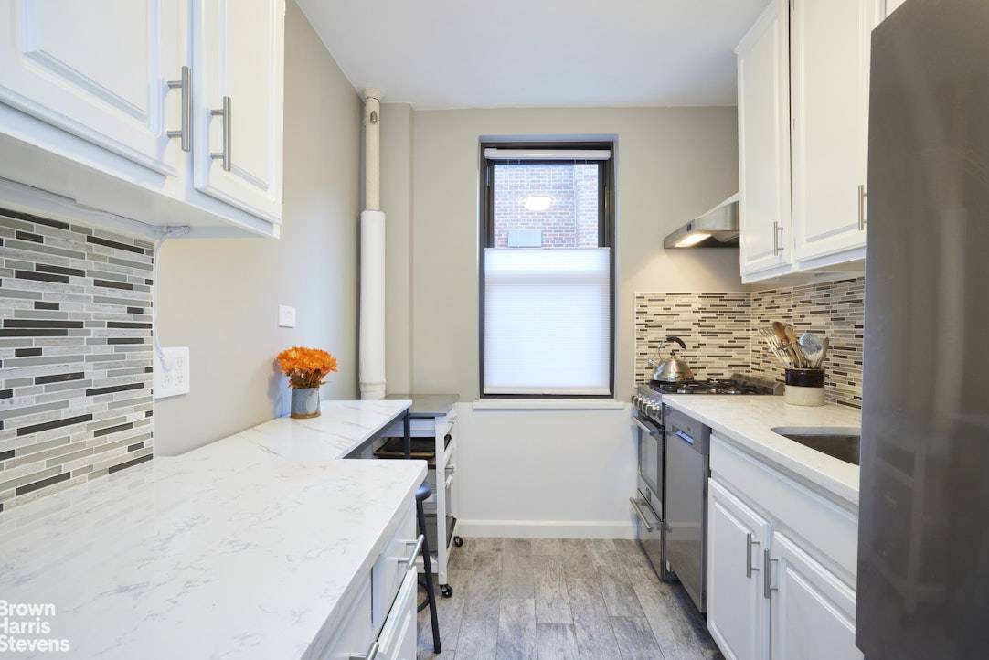 Manhattan, NY 10075,221 E 78TH Street #6F