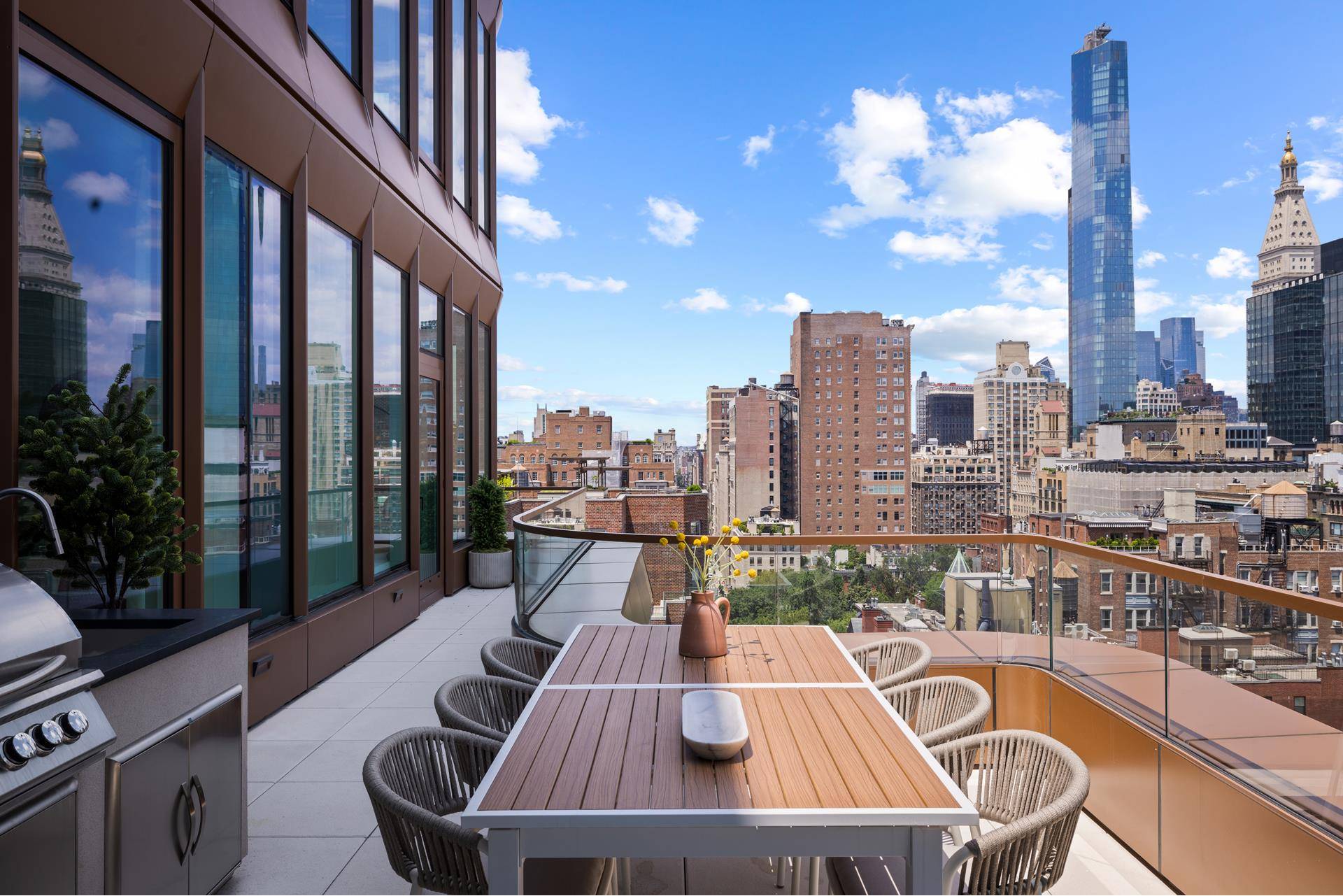 200 E 20TH Street #PHC, Manhattan, NY 10003