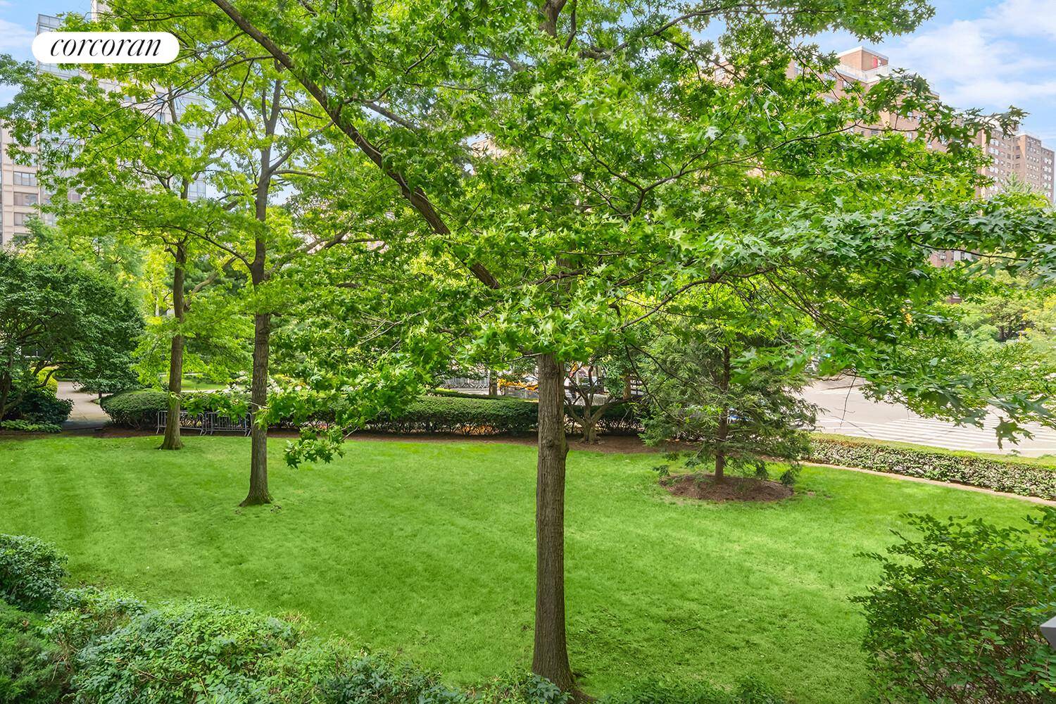 Manhattan, NY 10025,400 CENTRAL Park W #2CD