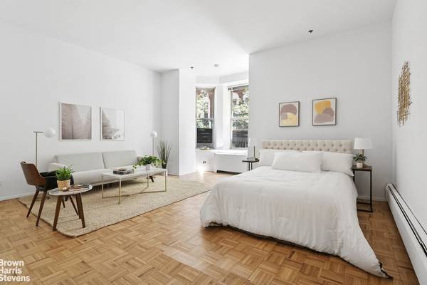 60 PINEAPPLE Street #1F, Brooklyn, NY 11201
