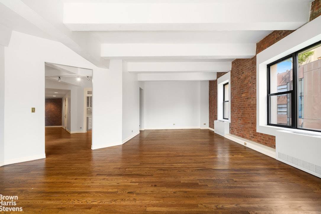 Manhattan, NY 10014,380 W 12TH Street #6B