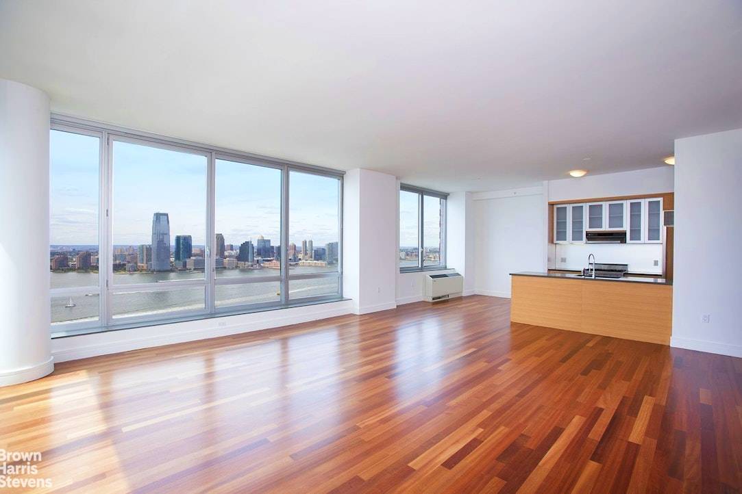 Manhattan, NY 10004,30 WEST Street #31F