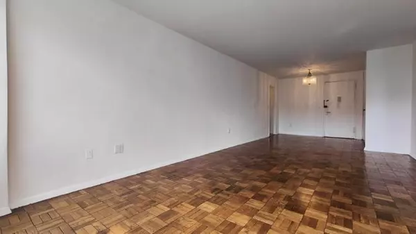 Queens, NY 11375,70-20 108th Street #9O