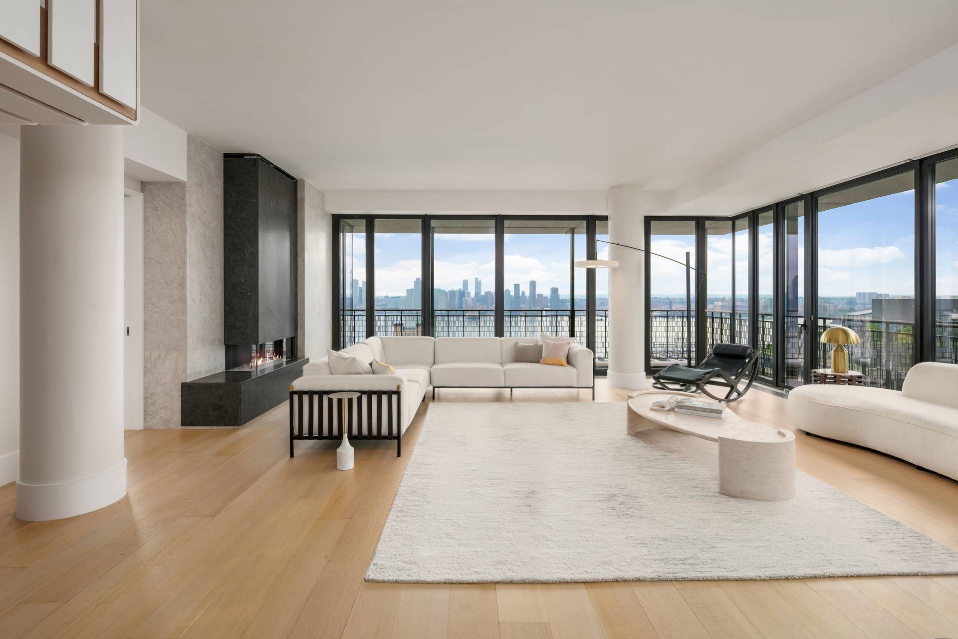 Manhattan, NY 10013,100 Vandam Street #20-A