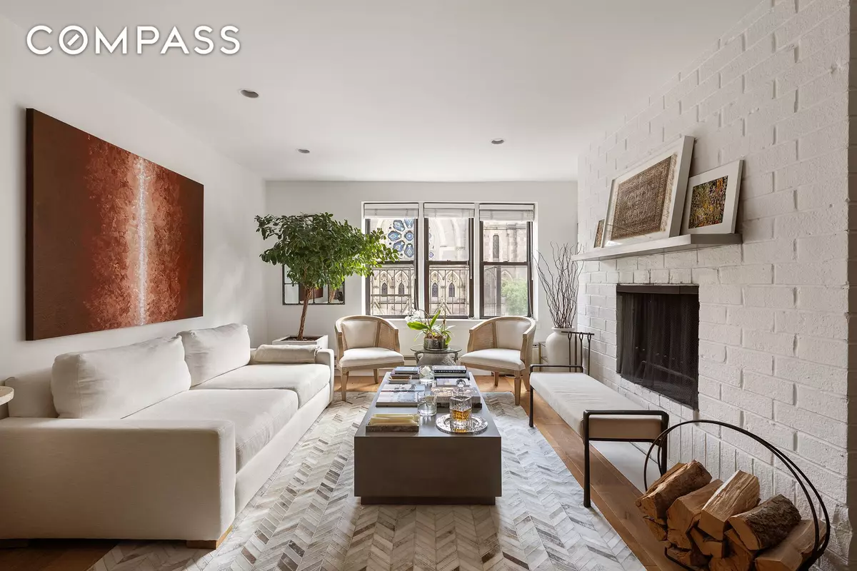 Manhattan, NY 10014,331 W 14th Street #4AB
