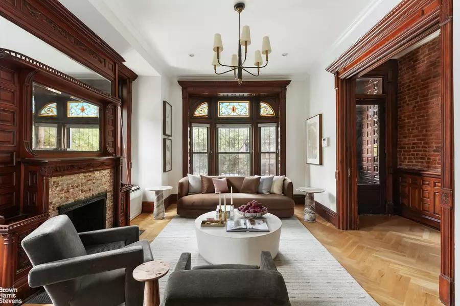 272 JEFFERSON Avenue, Brooklyn, NY 11216