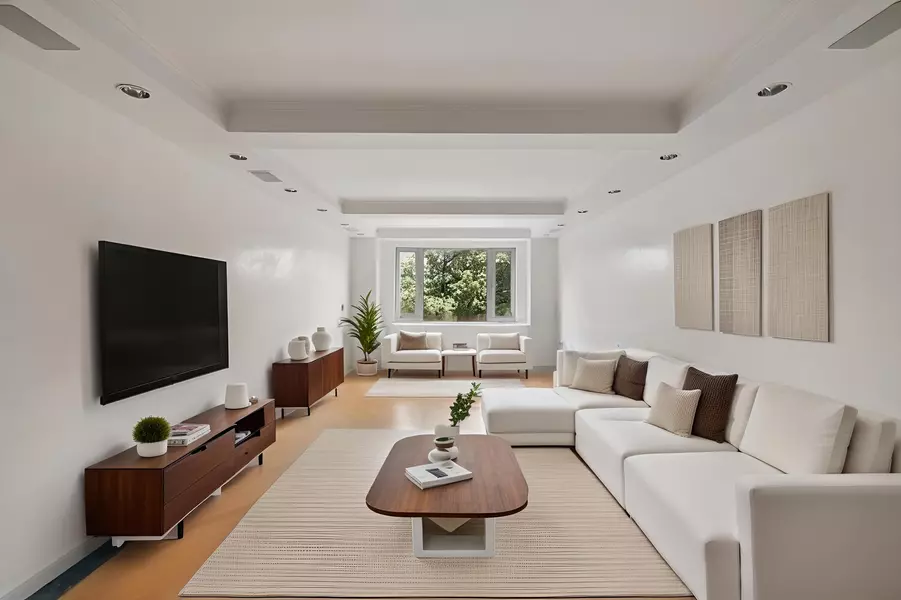 120 CENTRAL Park S #6AB, Manhattan, NY 10019
