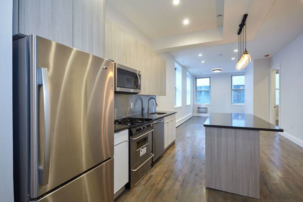 45 Beekman Street #3S, Manhattan, NY 10038