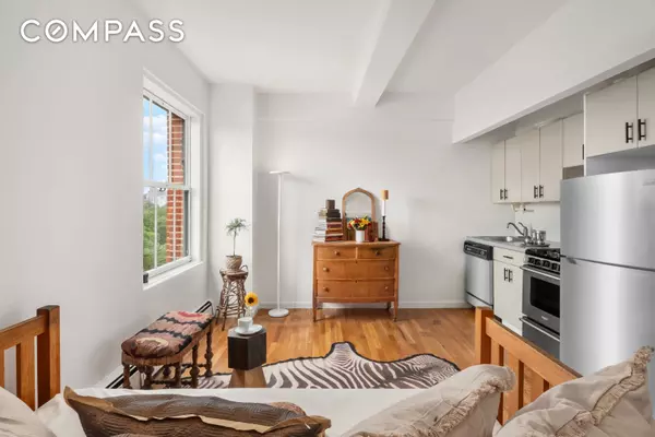 Manhattan, NY 10009,143 Ave B #7C