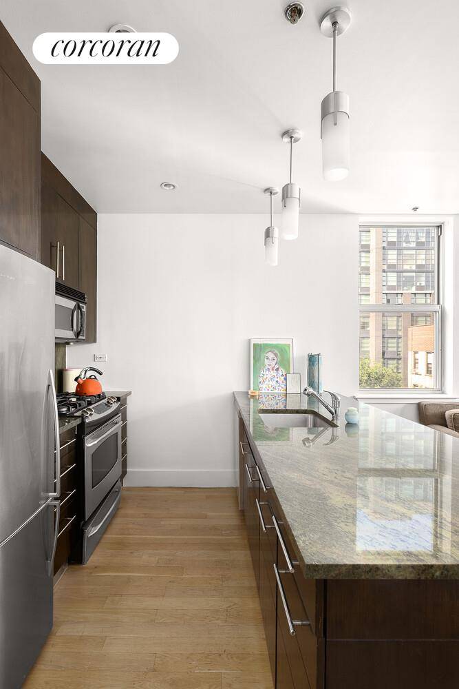 Manhattan, NY 10002,154 ATTORNEY Street #603