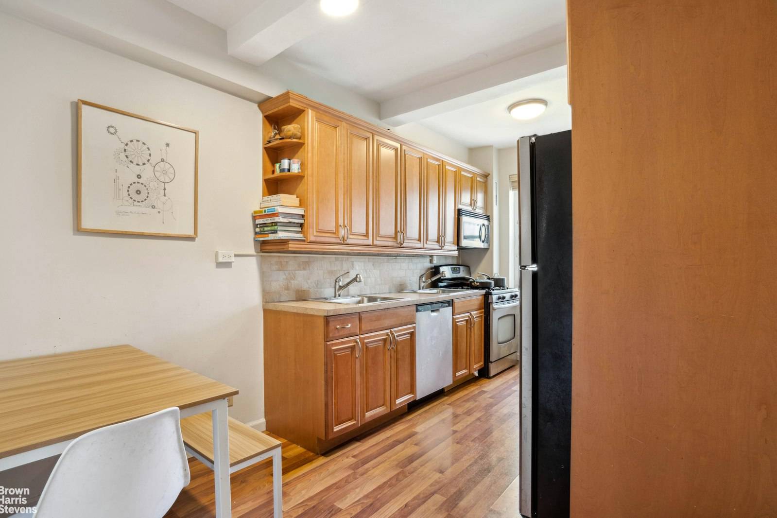 Manhattan, NY 10002,550 GRAND Street #G7F