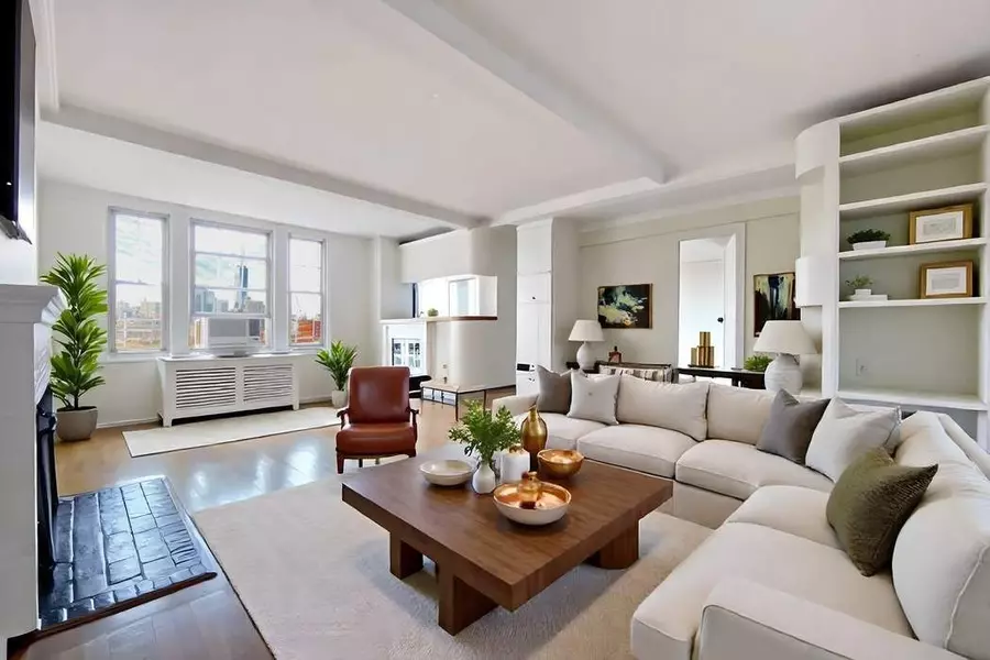 299 W 12th Street #12F, Manhattan, NY 10014