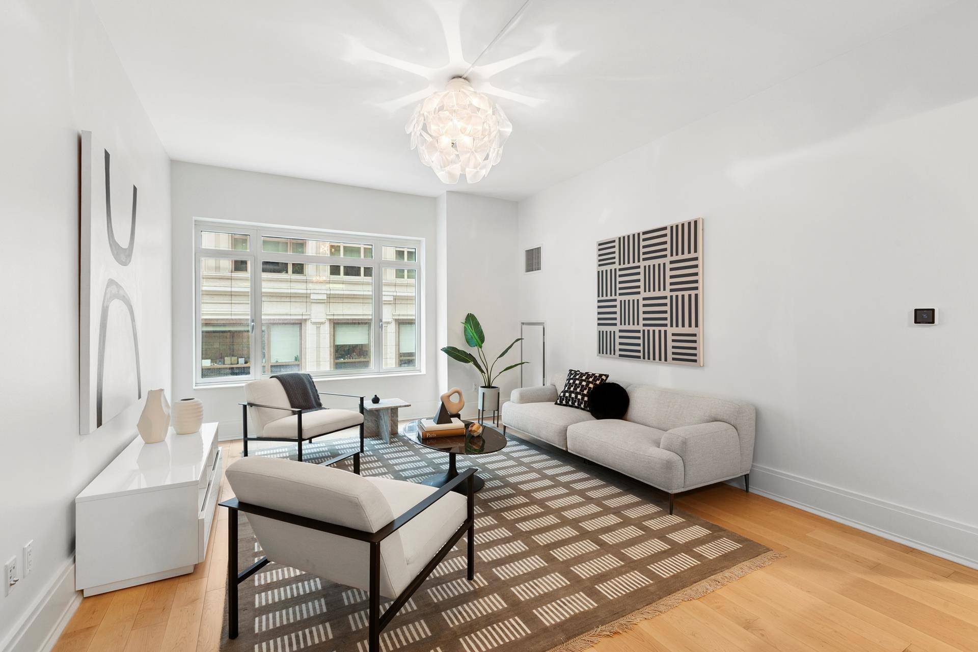 Manhattan, NY 10023,205 W 76TH Street #304