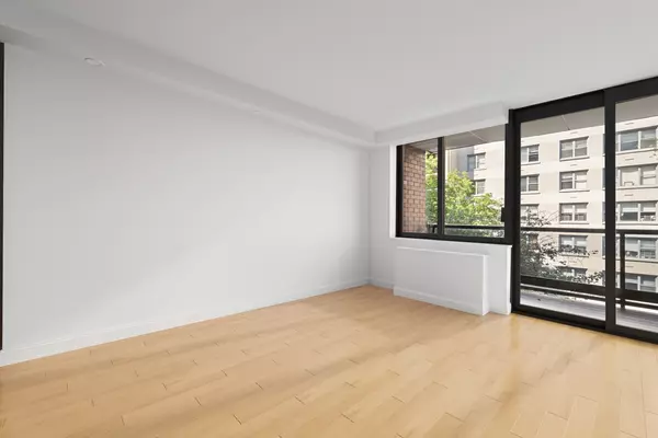 Manhattan, NY 10075,510 E 80TH Street #4F
