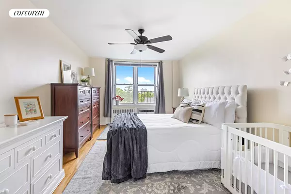 Brooklyn, NY 11209,8301 RIDGE Boulevard #5D