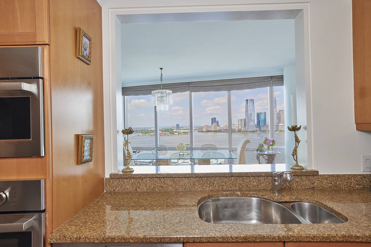 Manhattan, NY 10004,10 LITTLE WEST Street #18A