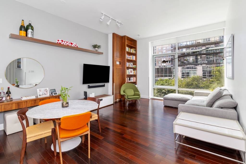 243 W 60th Street #2d, Manhattan, NY 10023