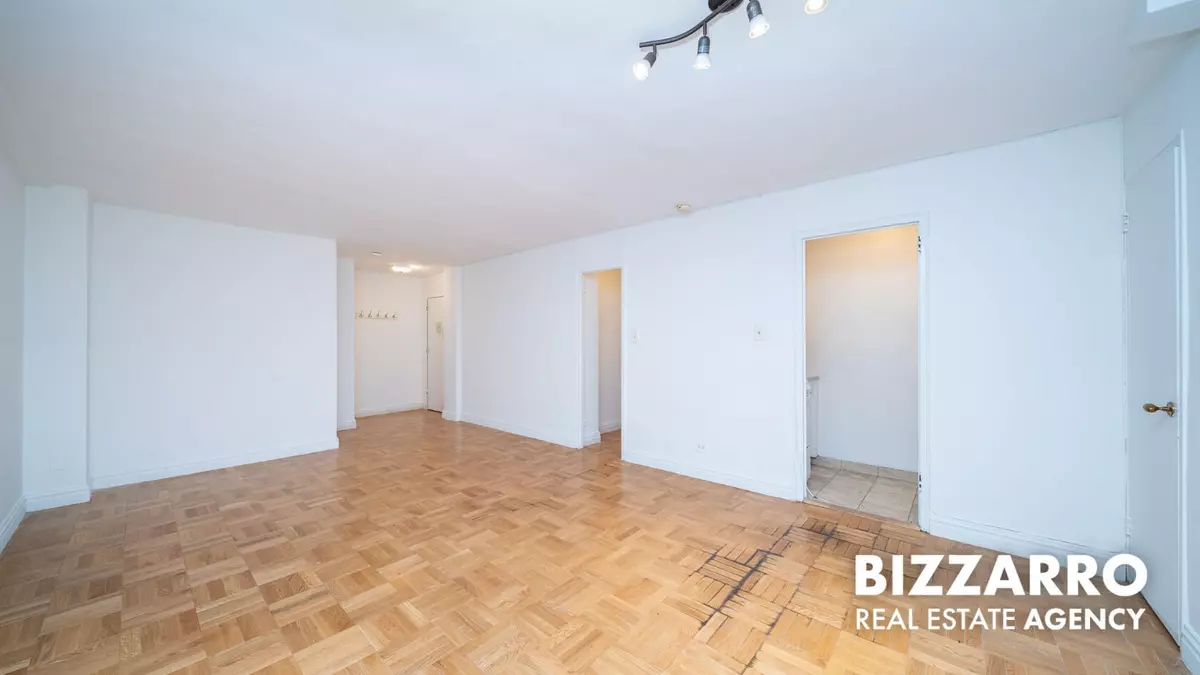 Manhattan, NY 10021,233 E 69th Street #6O