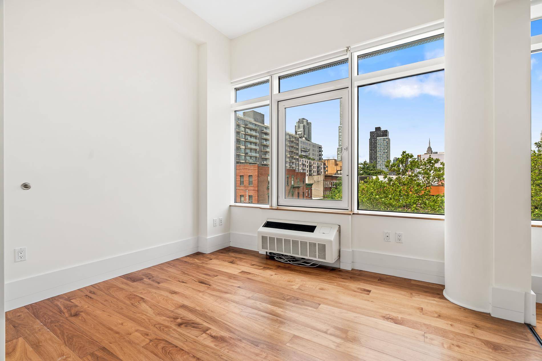 Queens, NY 11101,10-17 Jackson Avenue #3-B