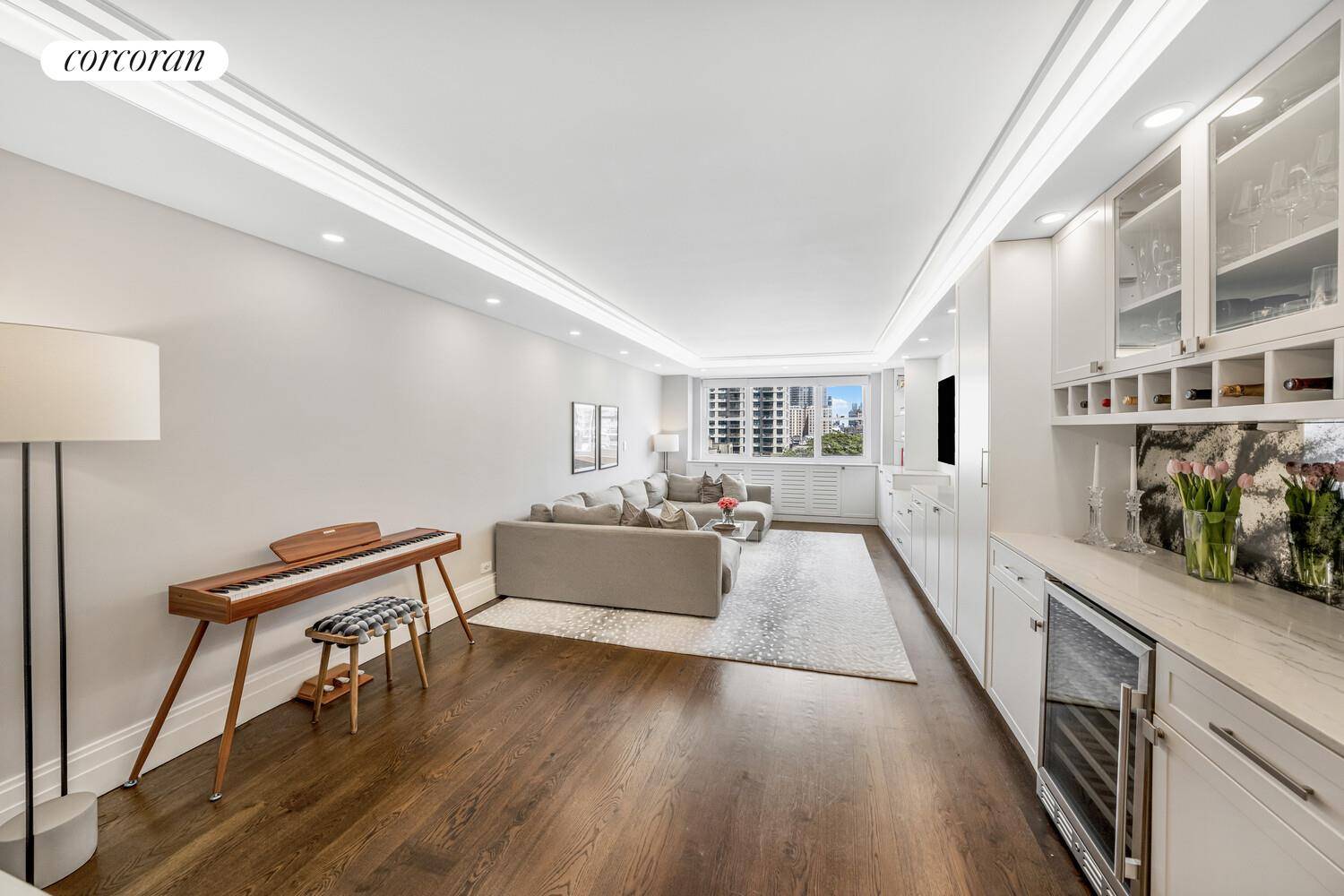 Manhattan, NY 10021,315 E 72ND Street #9H