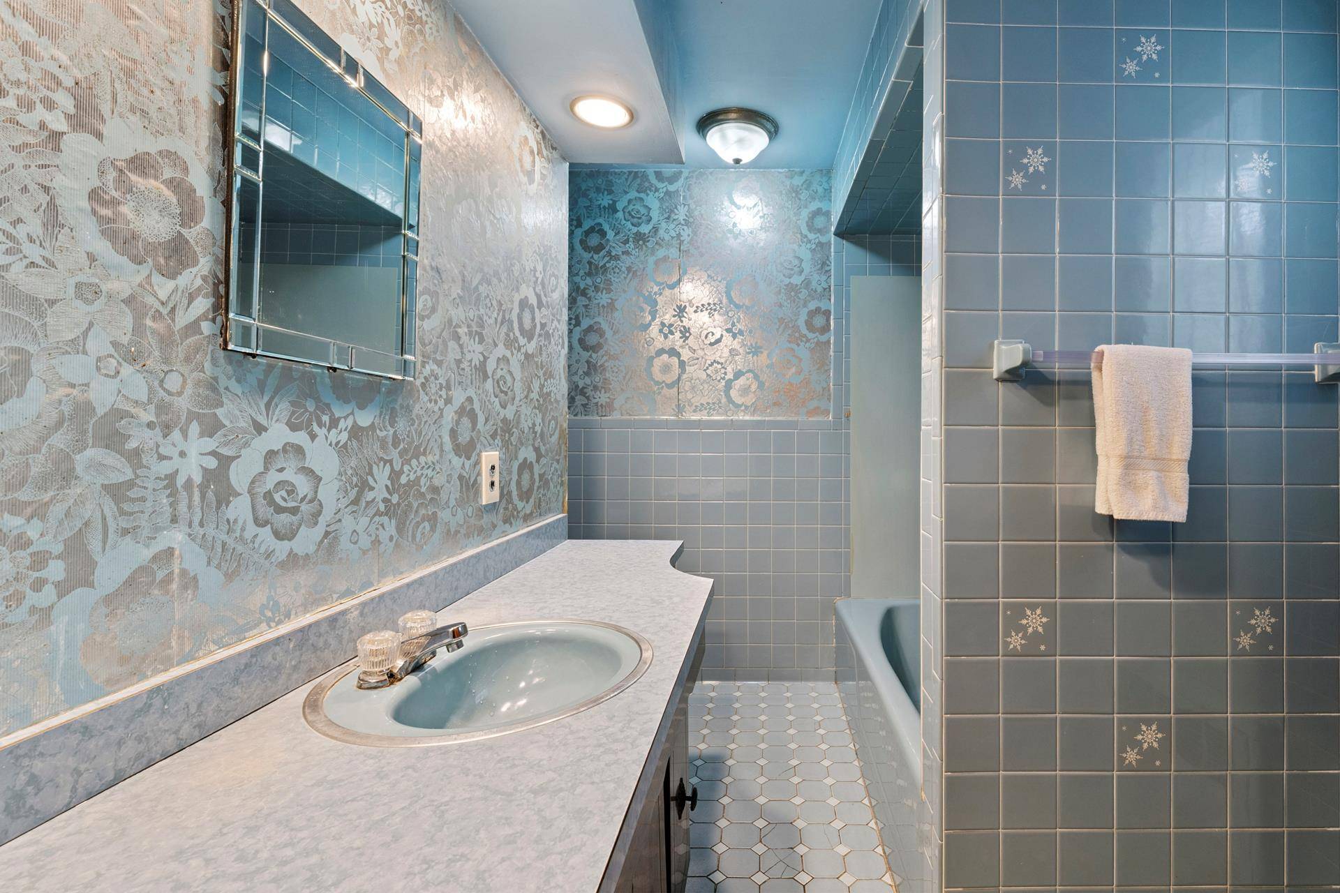 Brooklyn, NY 11228,1346 73RD Street