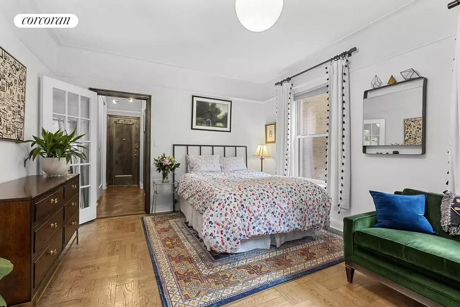 140 E 95TH Street #2E, Manhattan, NY 10128