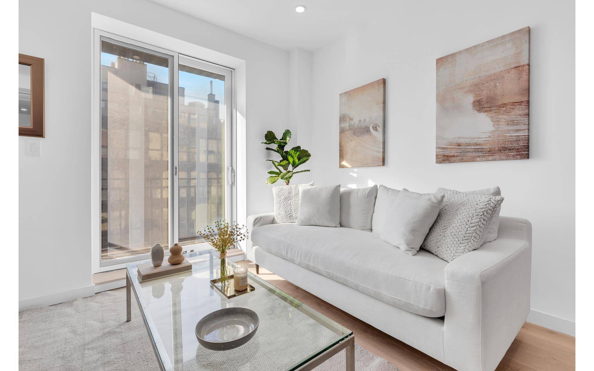 250 MANHATTAN Avenue #2F, Brooklyn, NY 11211