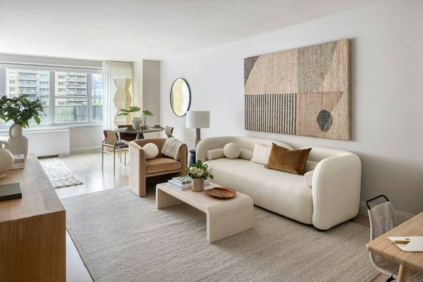 155 W 68TH Street #807, Manhattan, NY 10023