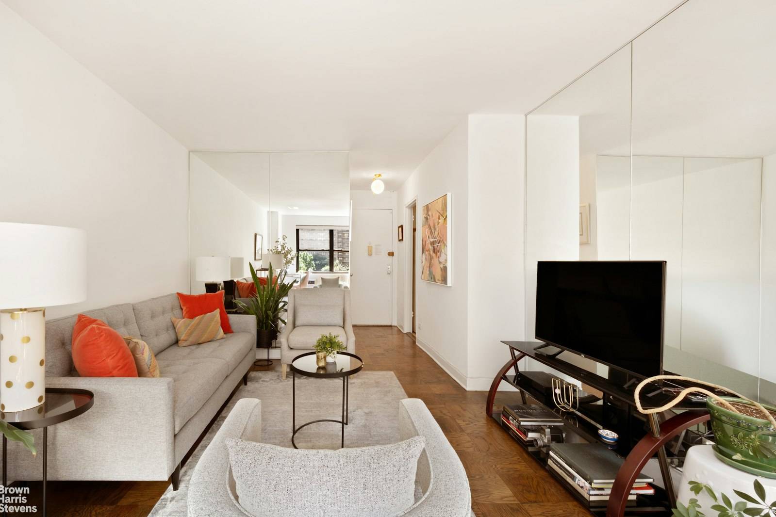 Manhattan, NY 10023,165 W END Avenue #6G