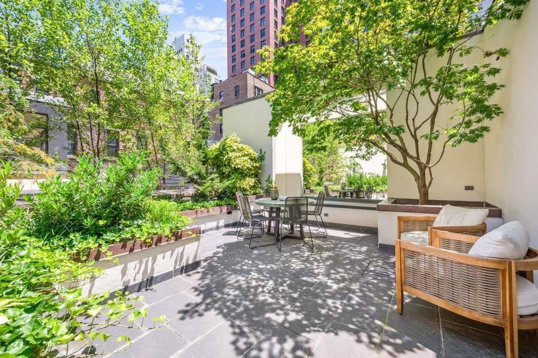 Manhattan, NY 10021,155 E 69th Street