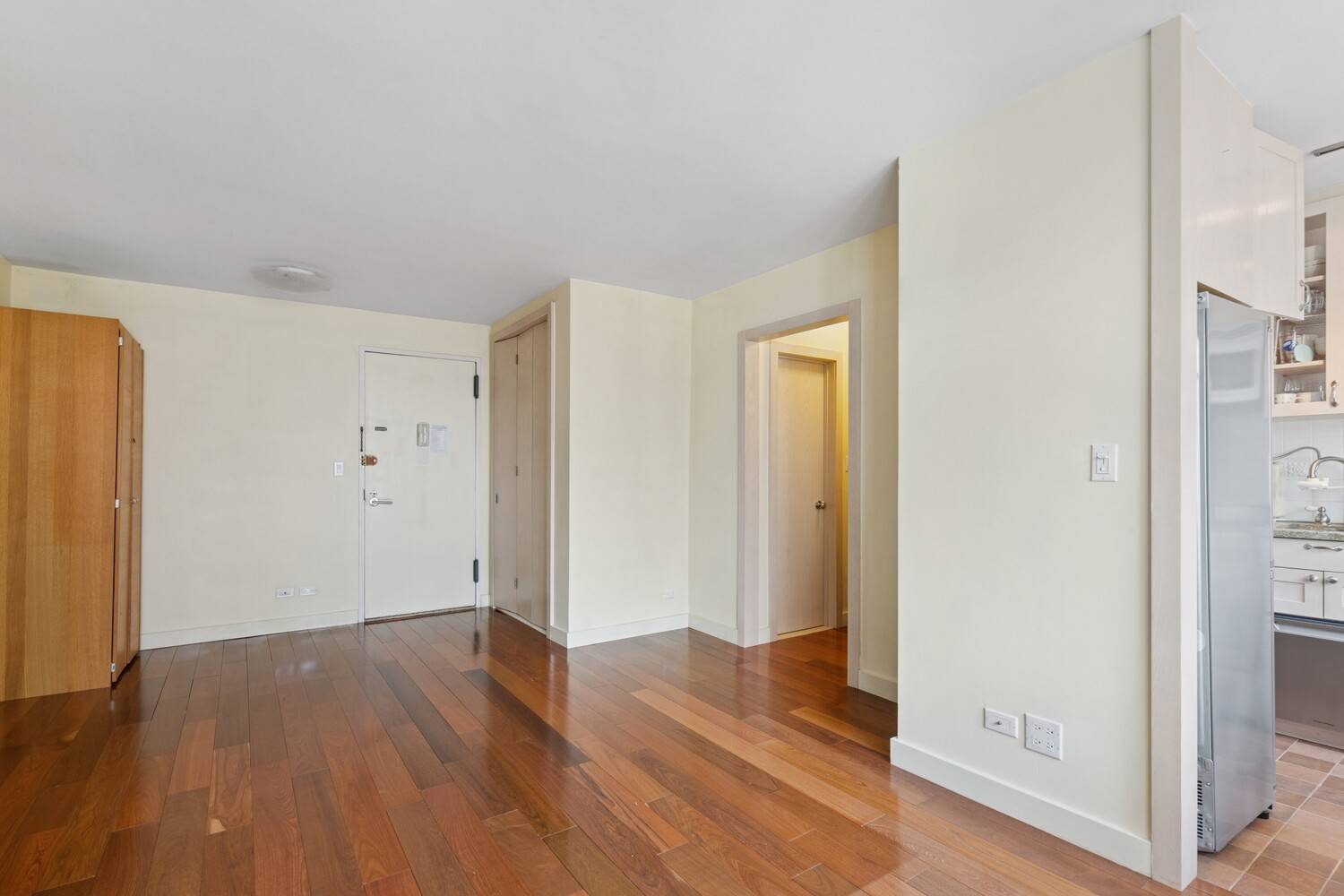 Manhattan, NY 10003,115 E 9TH Street #10P