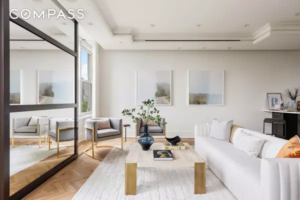 1 Central Park S #801, Manhattan, NY 10019