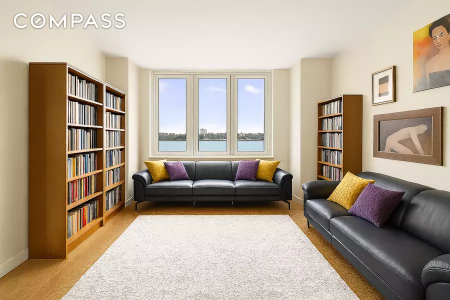 120 Riverside Boulevard #9L, Manhattan, NY 10069
