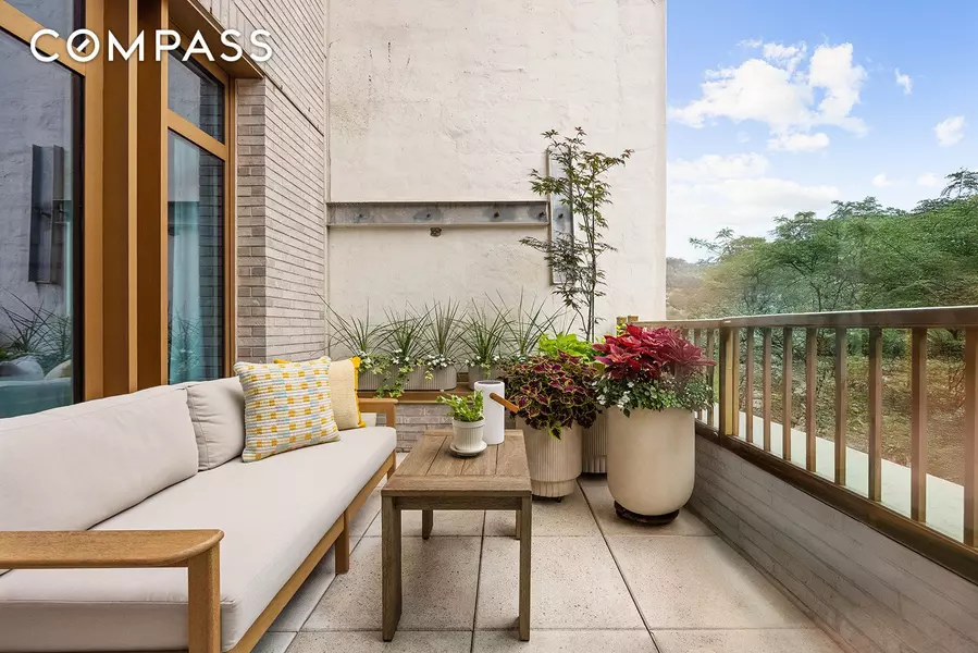 218 W 103rd Street #3C, Manhattan, NY 10025