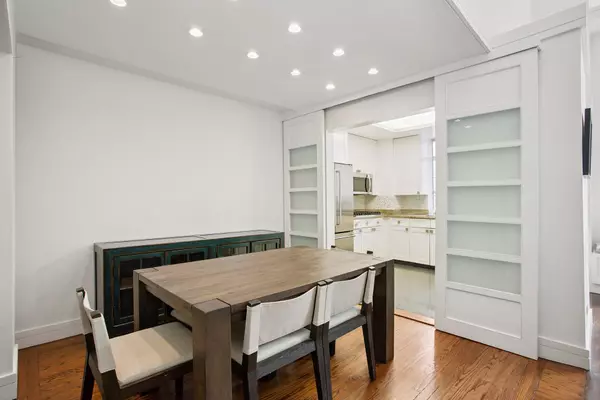 Manhattan, NY 10019,340 W 57TH Street #14B