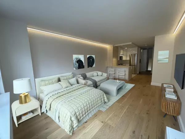 Manhattan, NY 10019,350 W 50th Street #27-A
