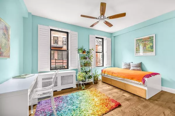 Manhattan, NY 10024,320 W 89th Street #3CD