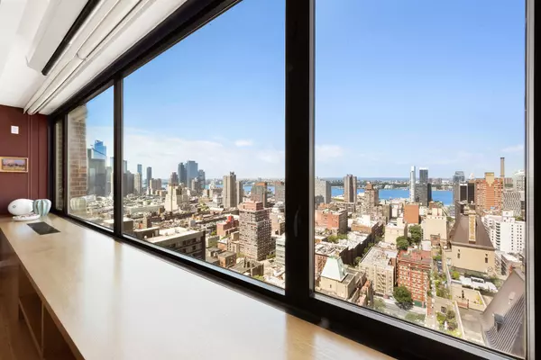 Manhattan, NY 10019,322 W 57TH Street #38D1