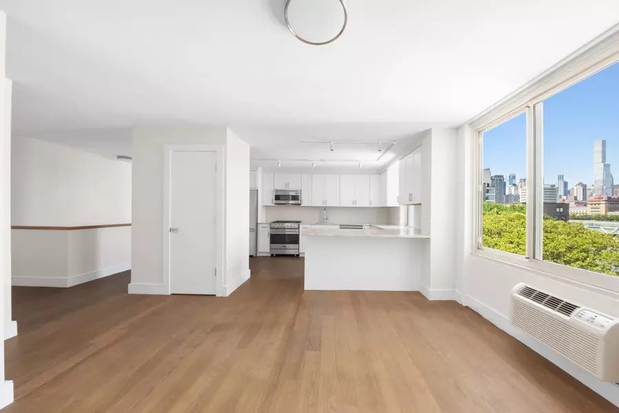 555 Main Street #909, Manhattan, NY 10044