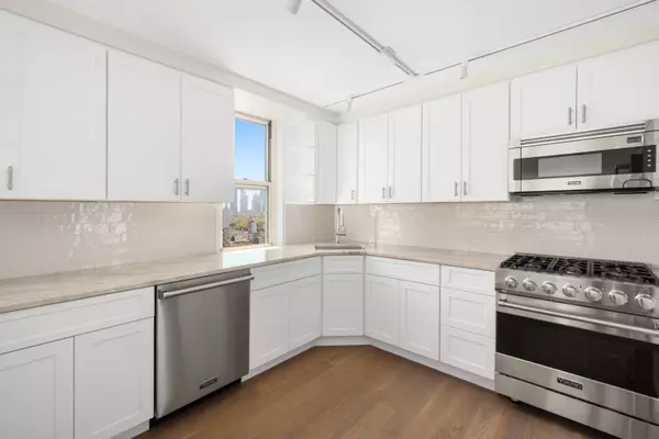 555 Main Street #1713, Manhattan, NY 10044