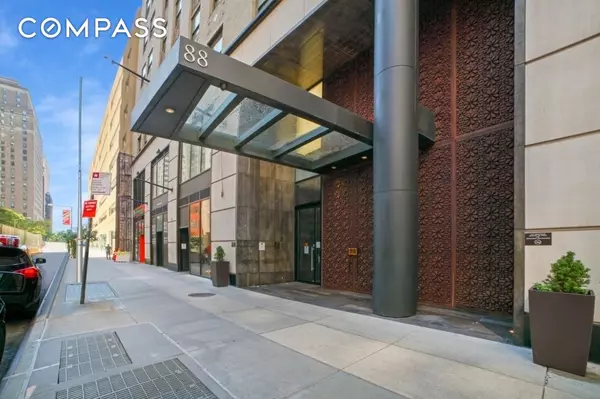 Manhattan, NY 10006,88 Greenwich Street #1212