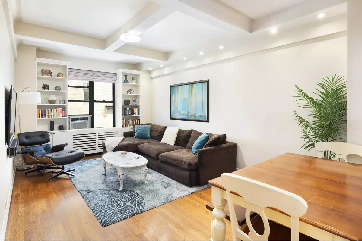 Manhattan, NY 10023,12 W 72ND Street #12E