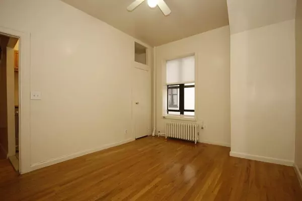 Manhattan, NY 10027,55 Tiemann Place #12