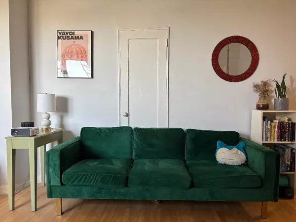 Queens, NY 11377,39-20 52ND Street #5E