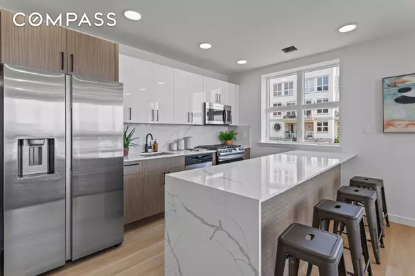 Brooklyn, NY 11235,3112 Emmons Avenue #3124-3