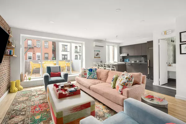 165 ELIZABETH Street #4R, Manhattan, NY 10012
