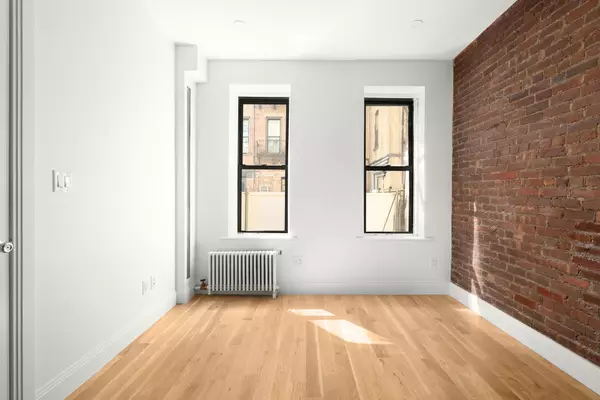 Manhattan, NY 10014,22 LEROY Street #3